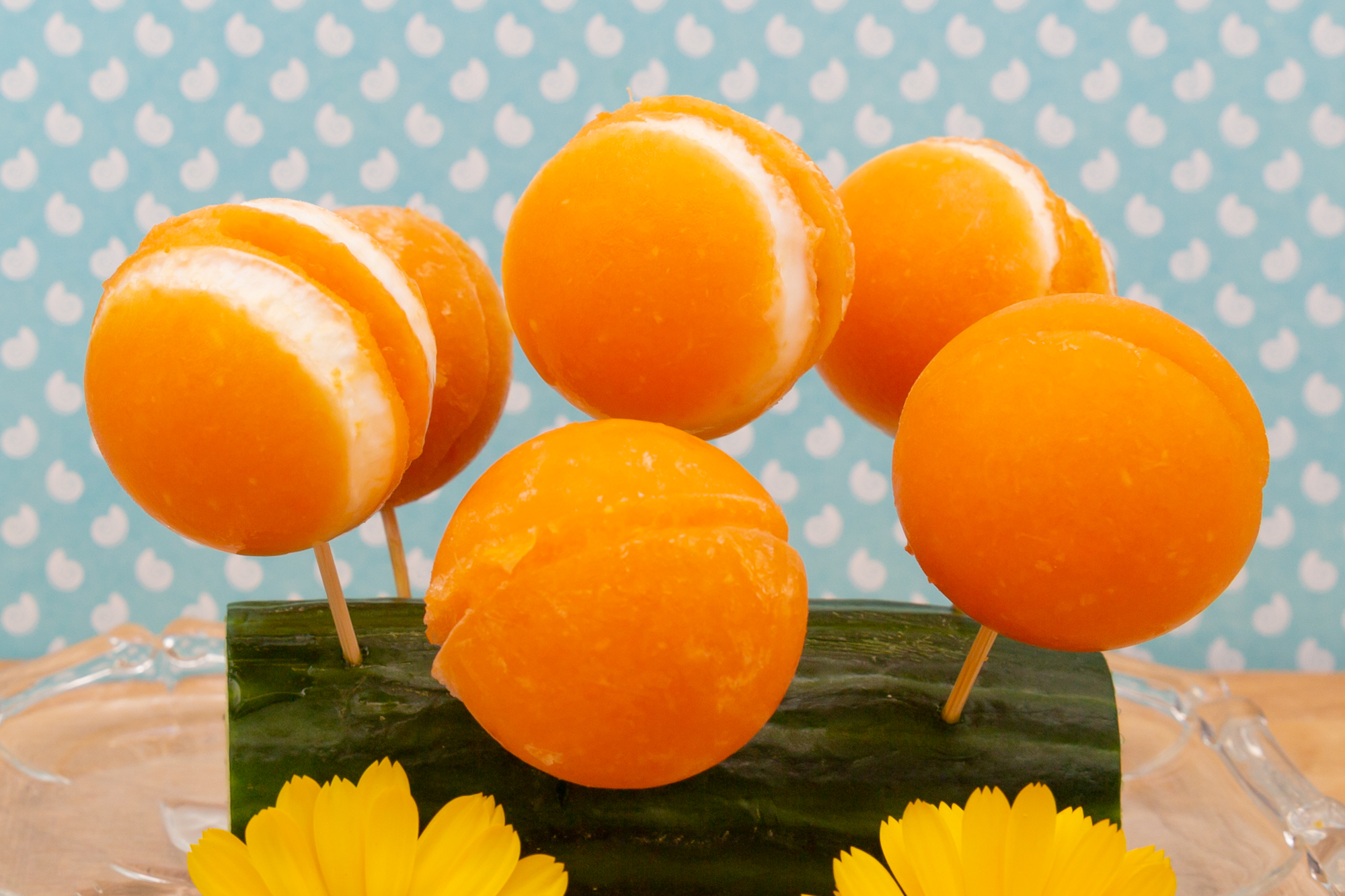 Carrot and orange popsicles: Make your own ice cream on a stick - eis-macher.de