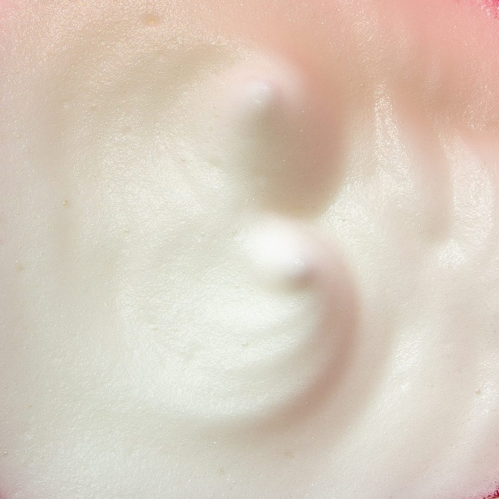 Whipped Aquafaba looks like beaten egg white and has the same properties.