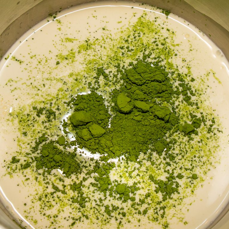 Grüntee-Eis - Matcha-Eis ohne Ei - Selber machen - Eis-Macher.de