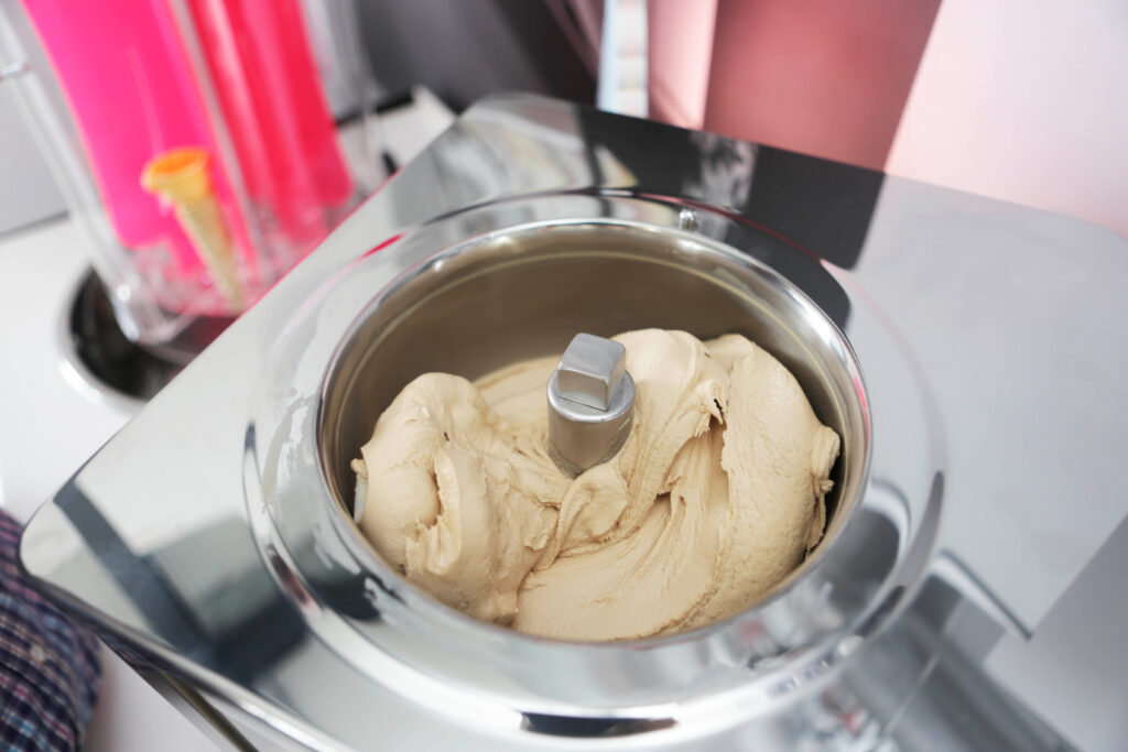 The Cube 750 produces creamy ice cream in just 20 minutes.
