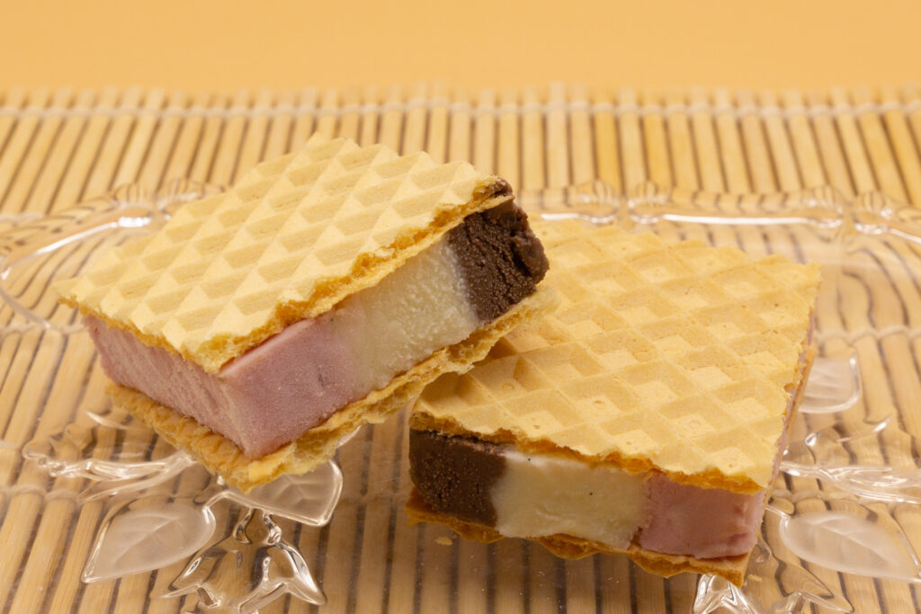 Fürst-Pückler-Eis Eis-Sandwiches nach Fürst-Pückler-Eis für den schnellen Genuss zwischendurch.