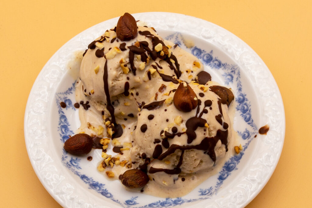 Hazelnut ice cream is rightly a classic ice cream and very popular.