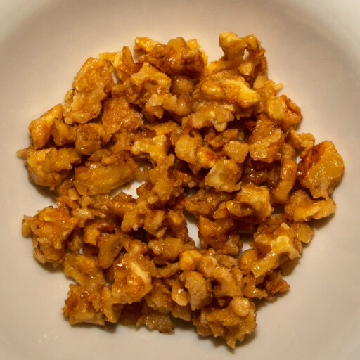 Chopped walnuts: caramelized and cooled.